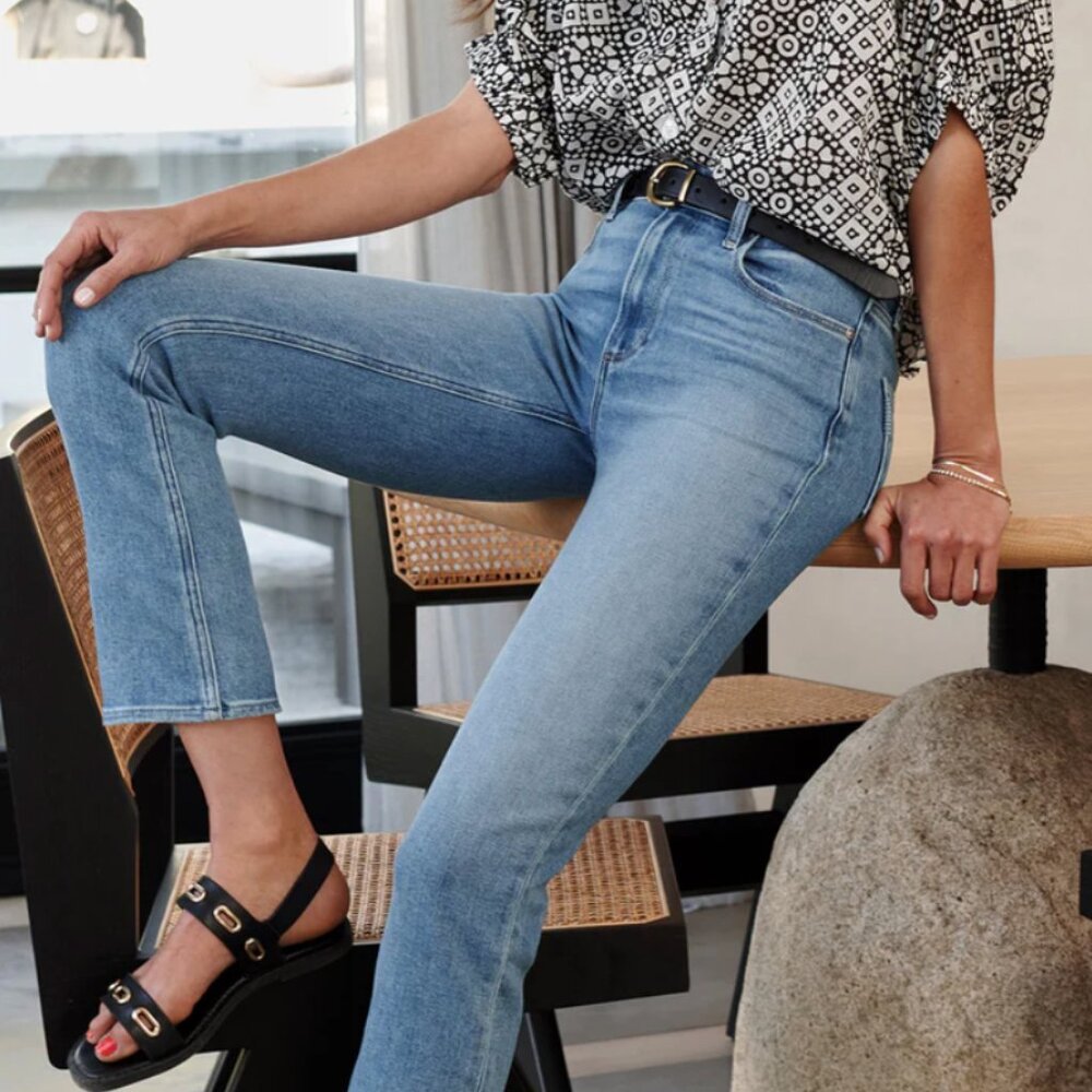 Paige Cindy crop jeans in size 24